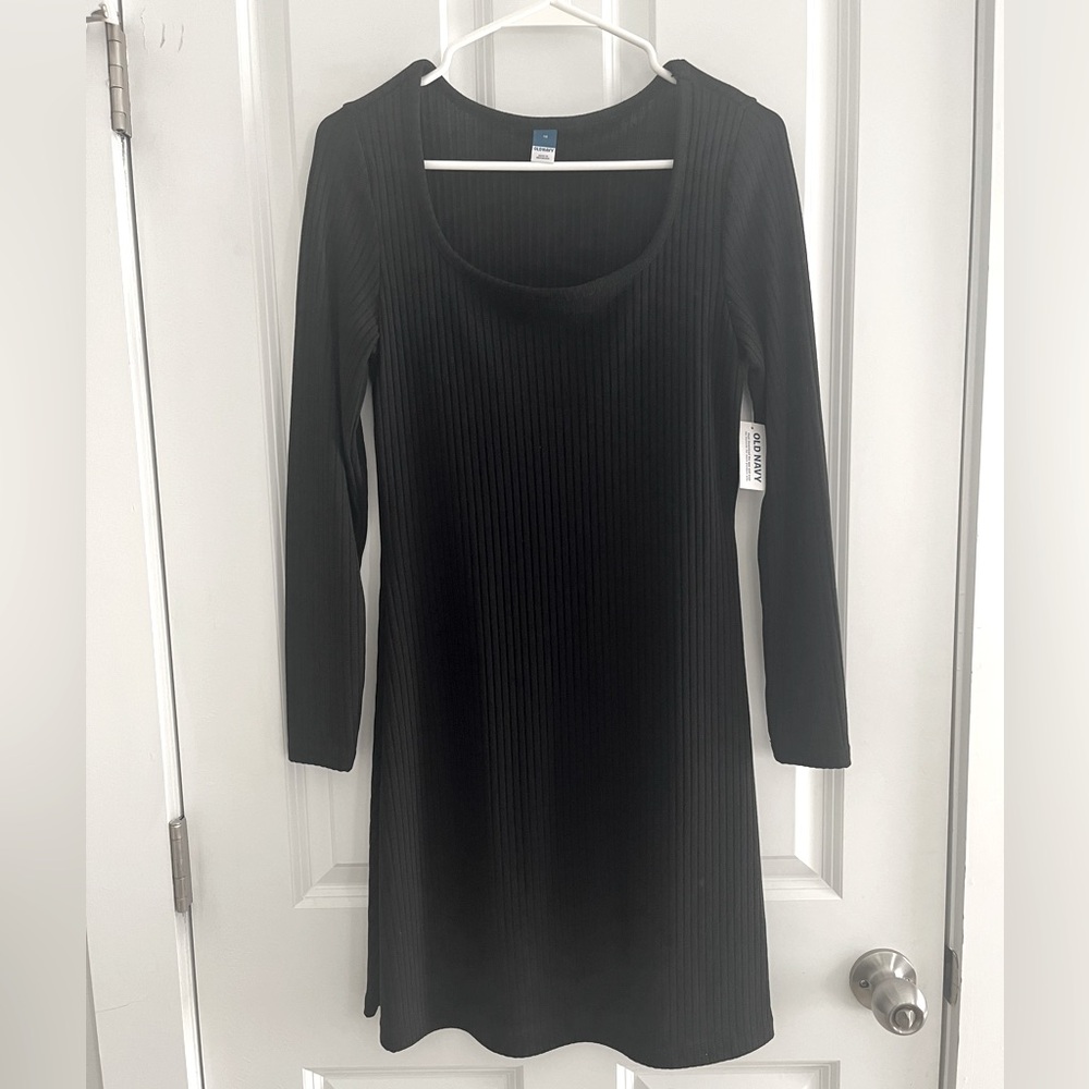 Old Navy - Ribbed Knit Long Sleeve Dress in Black, XS